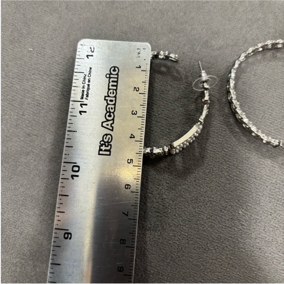 Chanel Silver Chain Hoop Earrings - Picture 7 of 15